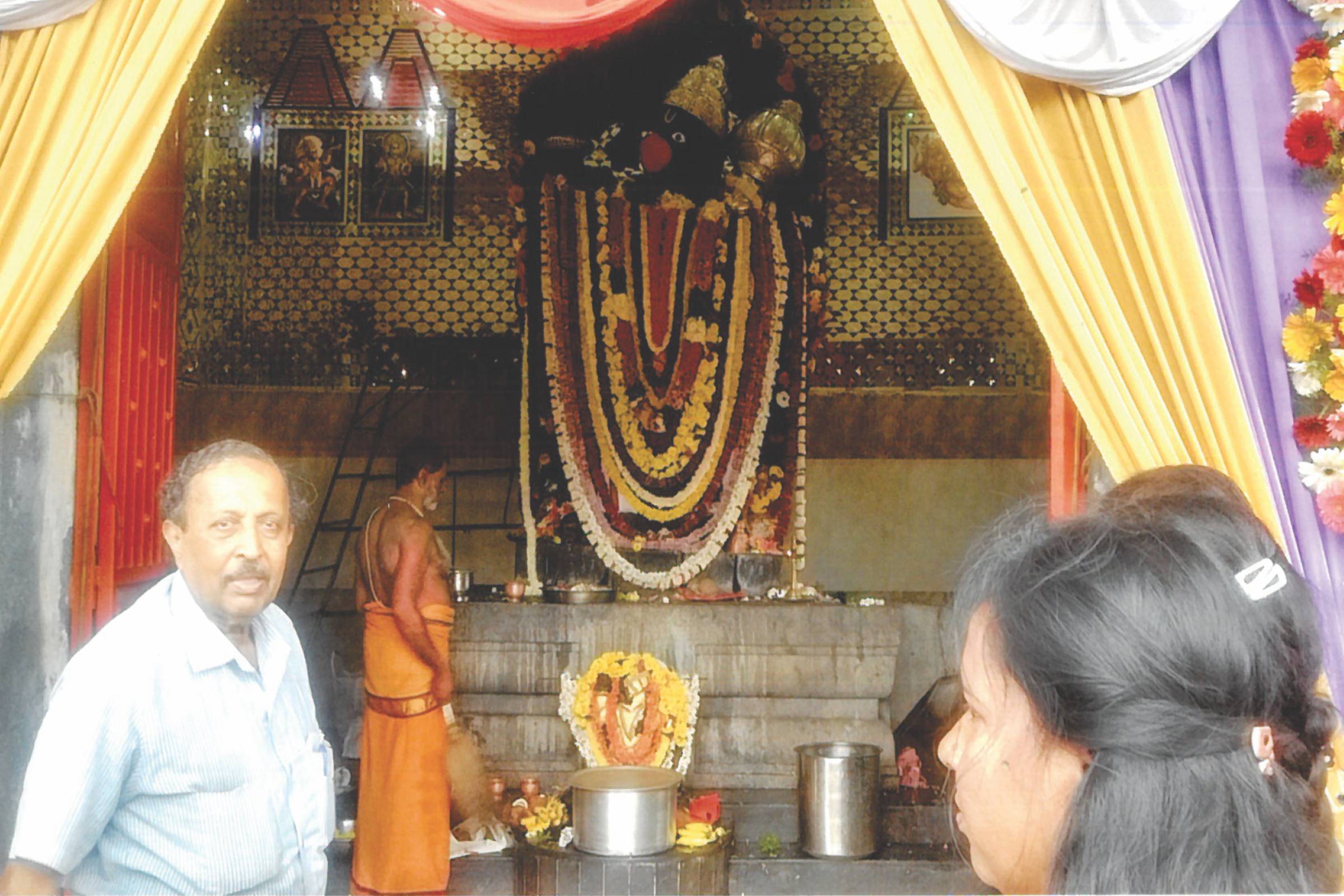 Daily Aarti, Abhisheka, Archanae & Bhog